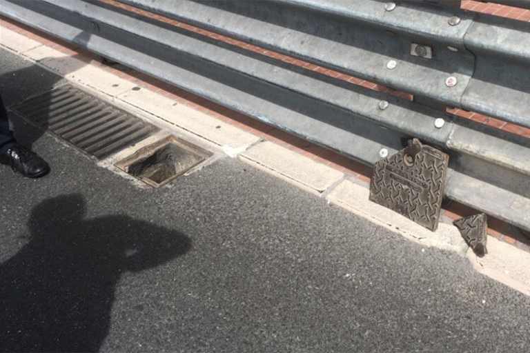 Der Kanaldeckel von 2016 