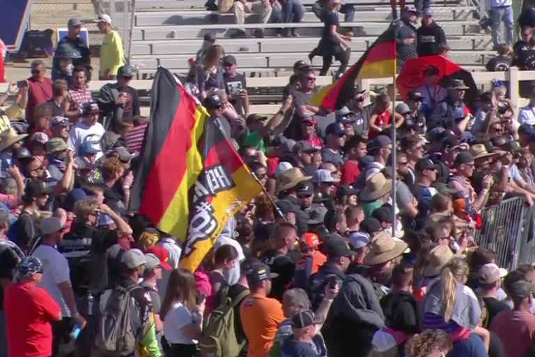 Auch deutsche Fans waren nach Kalifornien angereist