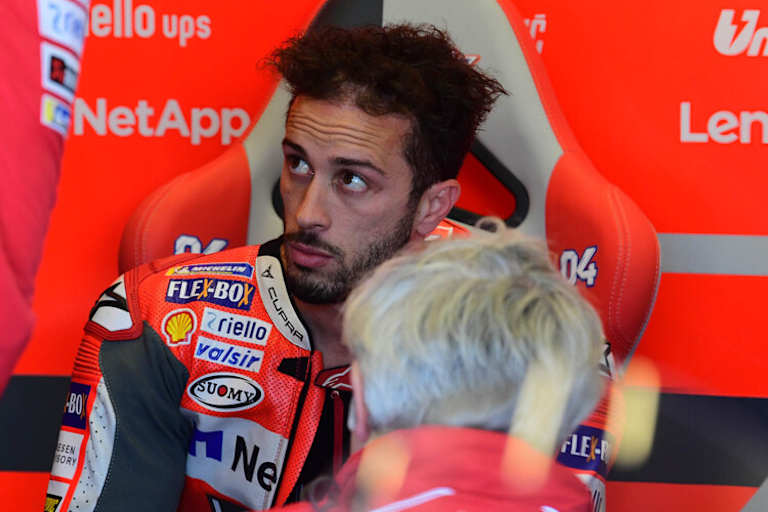 Andrea Dovizioso in der Ducati-Box