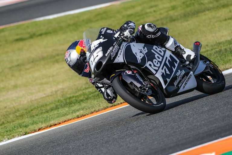 Raul Fernandez testete die neue KTM