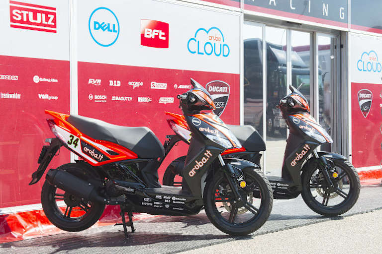 Die Roller für das Superbike-Team Aruba.it Racing Ducati 