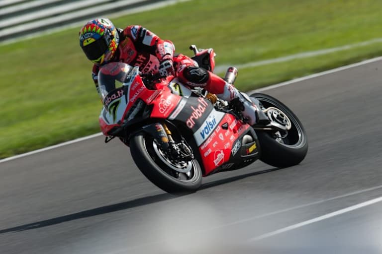 Chaz Davies gewann den ersten Lauf auf dem Lausitzring