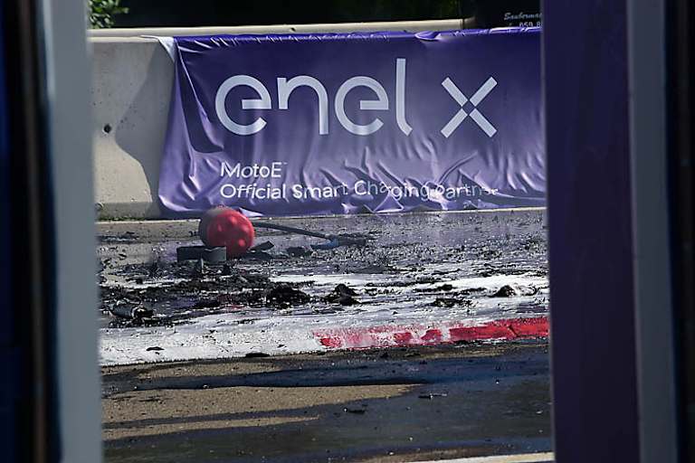 So sah die Situation nach dem Feuer aus