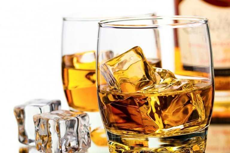 Ein Whiskey ist Genuss, danach wurde es peinlich