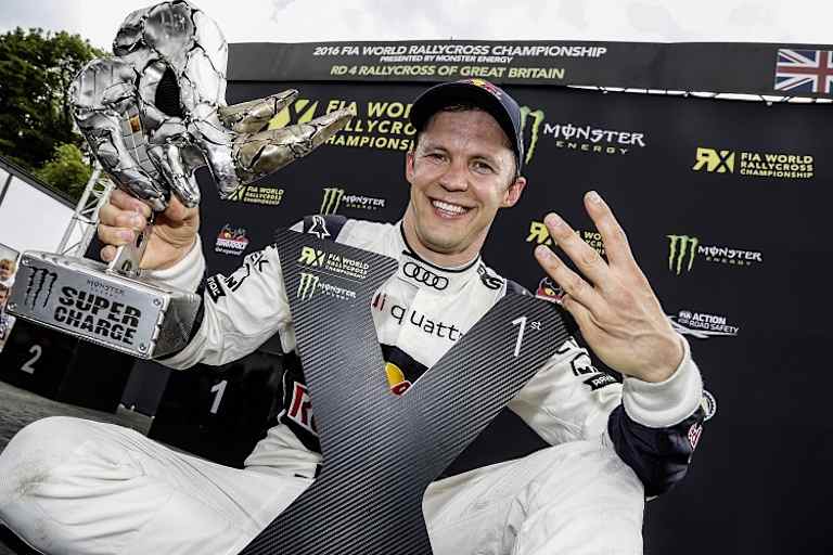 Der glückliche Sieger Mattias Ekström