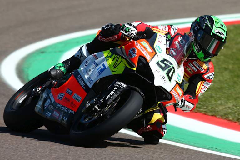 Eugene Laverty kurz vor seinem Unfall in Imola