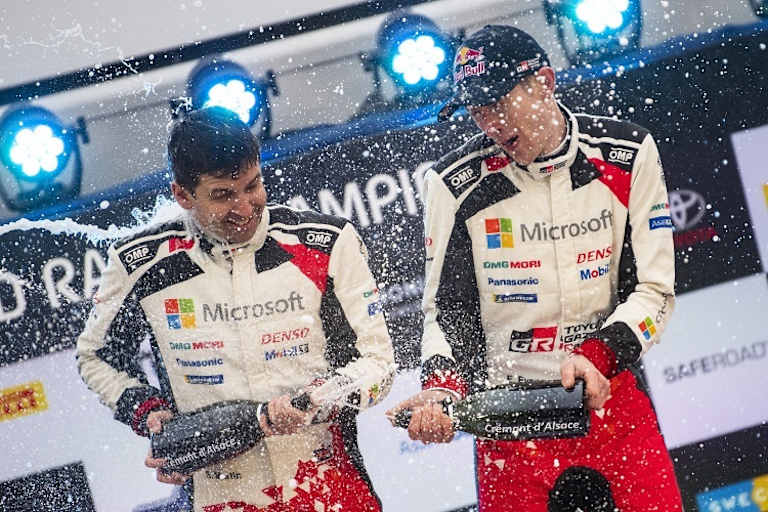 Die Sieger Scott Martin (l.) und Elfyn Evans