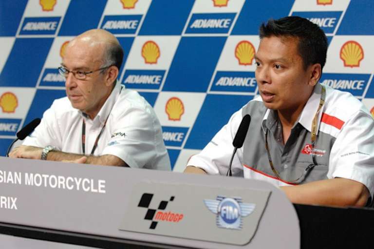 Dorna-Chef Carmelo Ezpeleta (li.) mit Sepang-CEO Razlan Razali