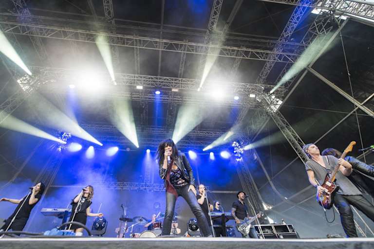 Nena und Band heizten ein