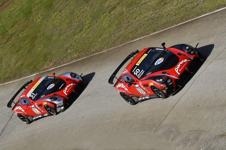 Die beiden Panoz Avezzano GT4