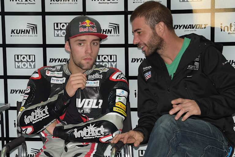 Beim ersten Test mit dem Intact-Team sass Christian Llavero noch in der Box neben Jonas Folger