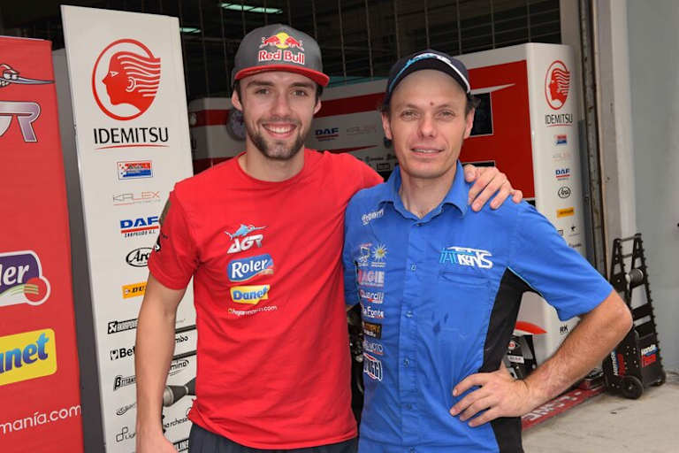 Jonas Folger mit seinem nächstjährigen Crew-Chief Patrick Mellauner, der jetzt bei Italtrans tätig ist