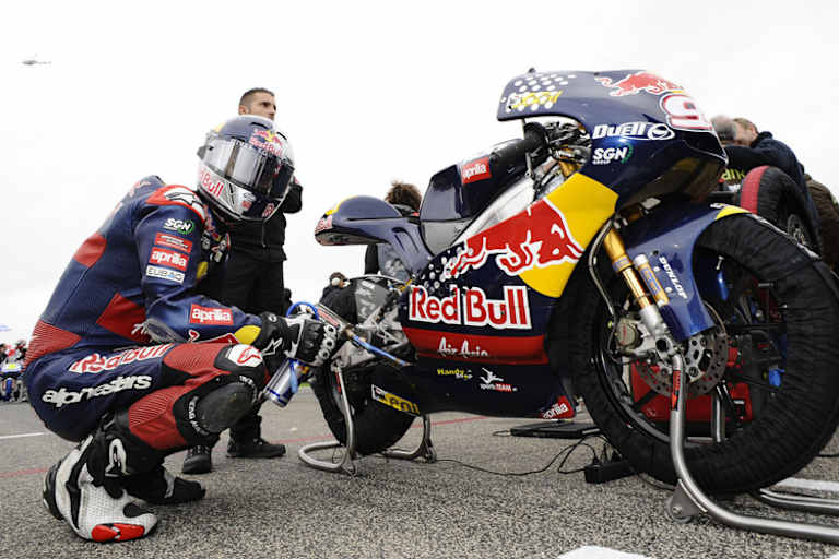 Jonas Folger 2011: Ajo nahm ihm die Werks-Aprilia weg!