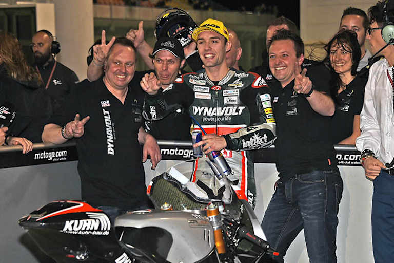 Folger und die Intact-Crew feierten im Parc fermé