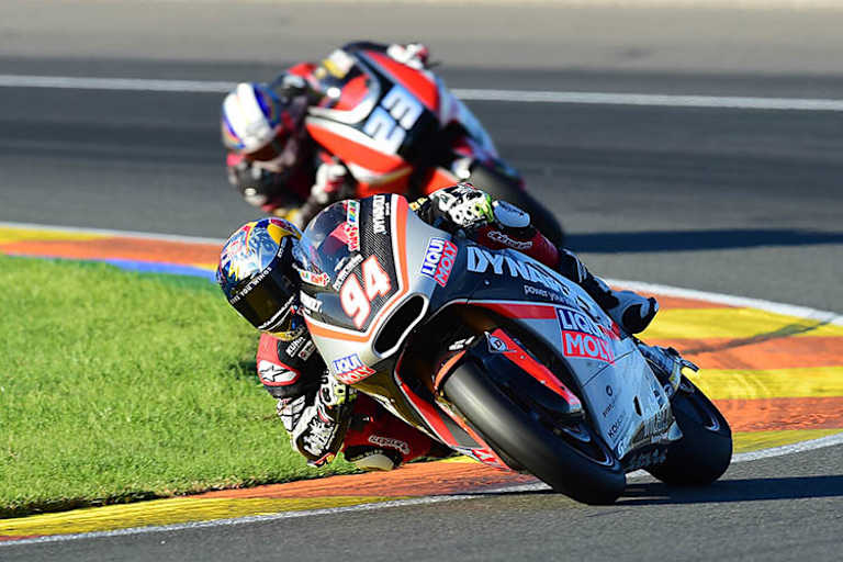 Auch Jonas Folger und Marcel Schrötter lieferten eine starke Leistung ab, Schrötter war ausschließlich mit dem harten Hinterreifen unterwegs