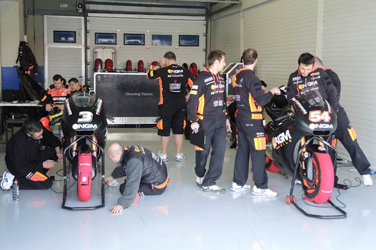 Forward-Box in Jerez: Sieht so ein seit drei Monaten geplanter Auftritt aus?