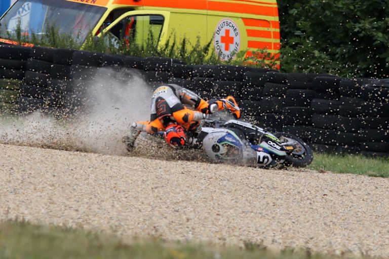 Es blieb eine Bänderdehnung an der Schulter