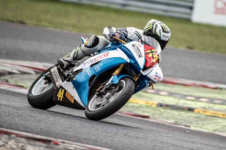 Sebastian Frotscher führt mit zwei zweiten Plätzen die Supersport-Wertung an