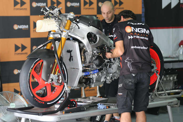 Dient als Vorbild: FTR-Kawasaki-Chassis bei Forward in der Saison 2013