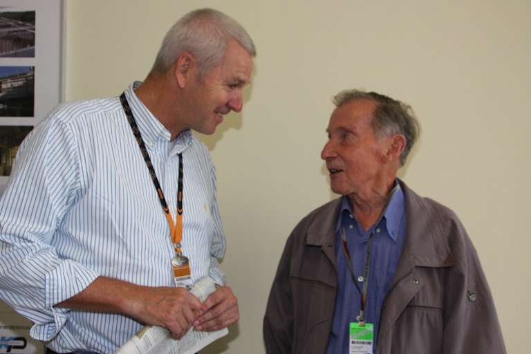 SPEEDWEEK-Chefredakteur Günther Wiesinger gemeinsam mit Fügner 2011 auf dem Sachsenring