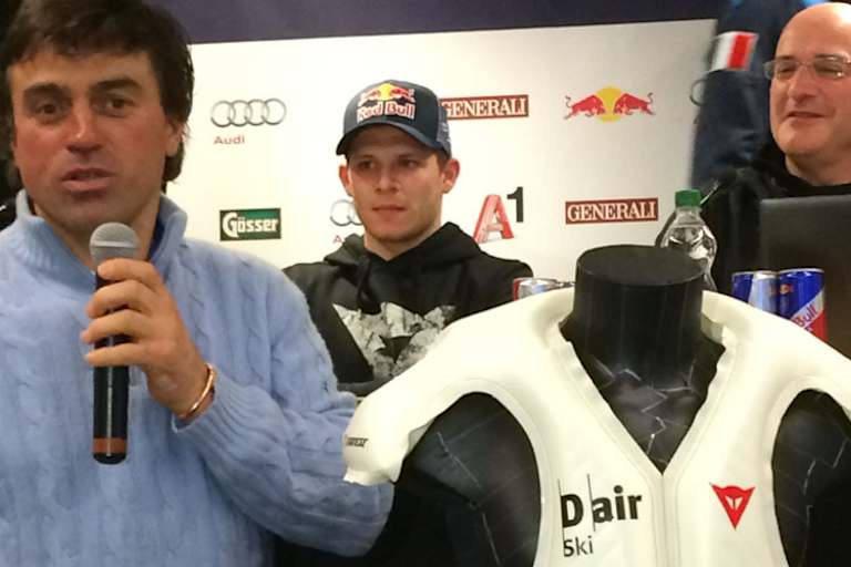 Kristian Ghedina mit dem Dainese-Ski-Airbag