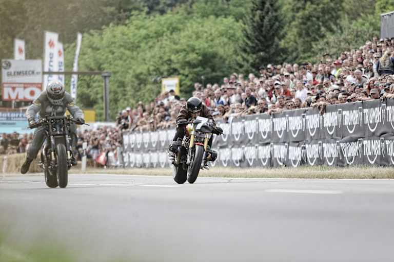 Full House: Die Tribüne an der Zielgerade der ehemaligen Solitude-Rennstrecke wird wieder rappelvoll sein am kommenden Wochenende