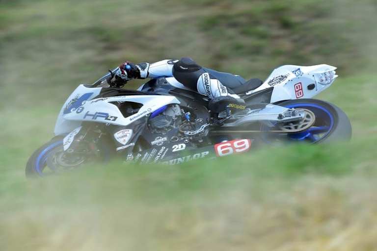 Lucy Glöckner kämpft tapfer