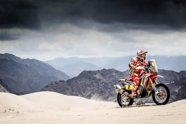 Paulo Goncalves musste alle Chancen begraben: Sturz, Gehirnerschütterung, Aufgabe