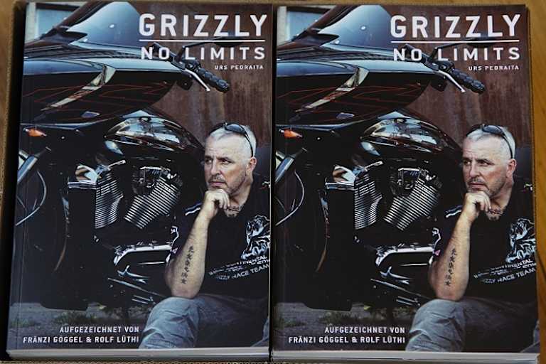 Jeder andere hätte für solche Strecken eine Enduro genommen: Grizzly hat alles getan, damit seine Story spannend zu lesen ist