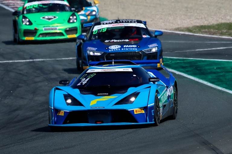 Startplatz zwei für den KTM X-Bow GT4 von Reiter