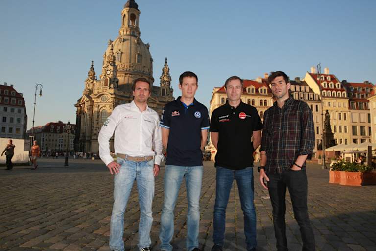 GT-Masters-Stars vor der Frauenkirche