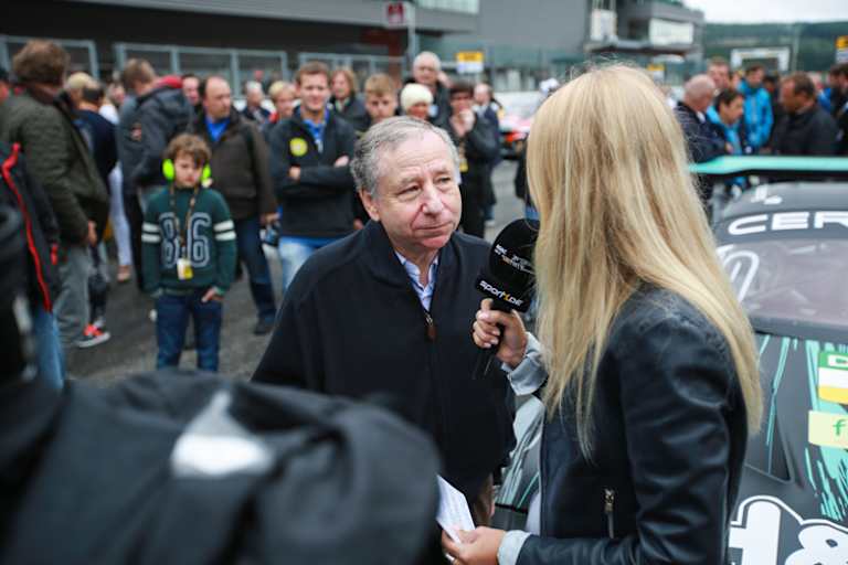 Todt im Interview mit Julia Joosten von SPORT1