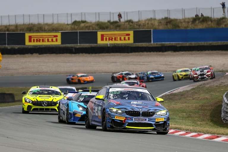 Gewinnt bei der ADAC GT4 Germany in Zandvoort: Der BMW M4 GT4 von Marius Zug und Gabriele Piana