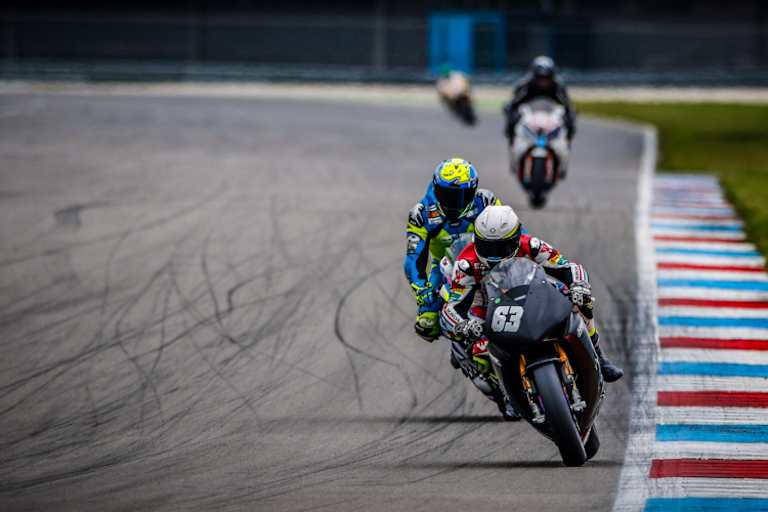 Honda fahren ohne intakten Bizeps läuft nicht