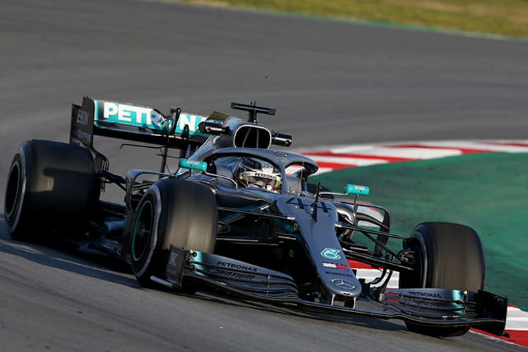 Lewis Hamilton im neuen Silberpfeil