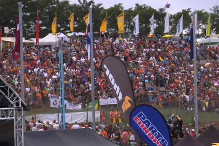 Der 'Hang der Nationen' im Talkessel wird am kommenden Wochenende wieder prall gefüllt sein