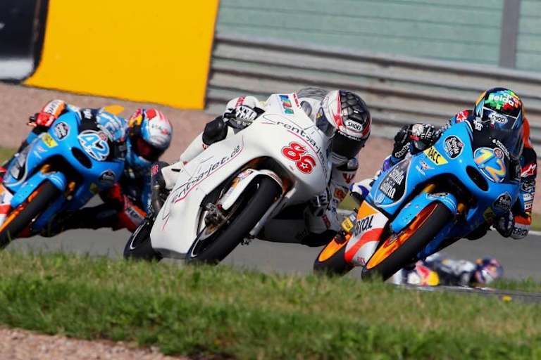 2014: Kevin Hanus zwischen Alex Rins (42) und Moto3-Weltmeister Alex Márquez (12)