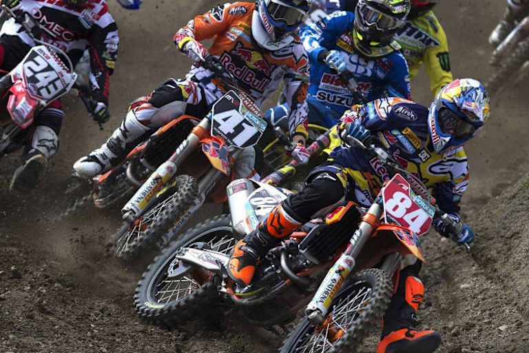 Jeffrey Herlings gewann in Uddevalla den Start zum ersten Lauf und stürzte an derselben Stelle im zweiten Lauf