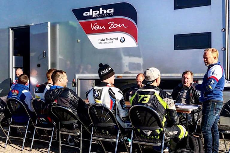 Ansage vom Chef Werner Daemen (re.)