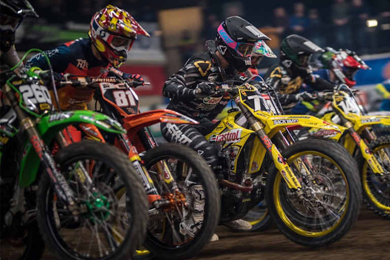 Brian Hsu (#81) im stark besetzten Feld in Zuidbroek