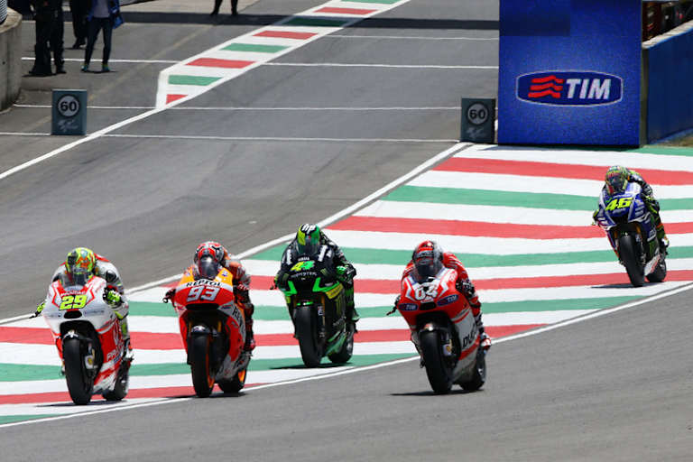 Rennen in Mugello: Iannone (29), Márquez (93), Pol Espargaró (44), Dovizioso (04) und Rossi