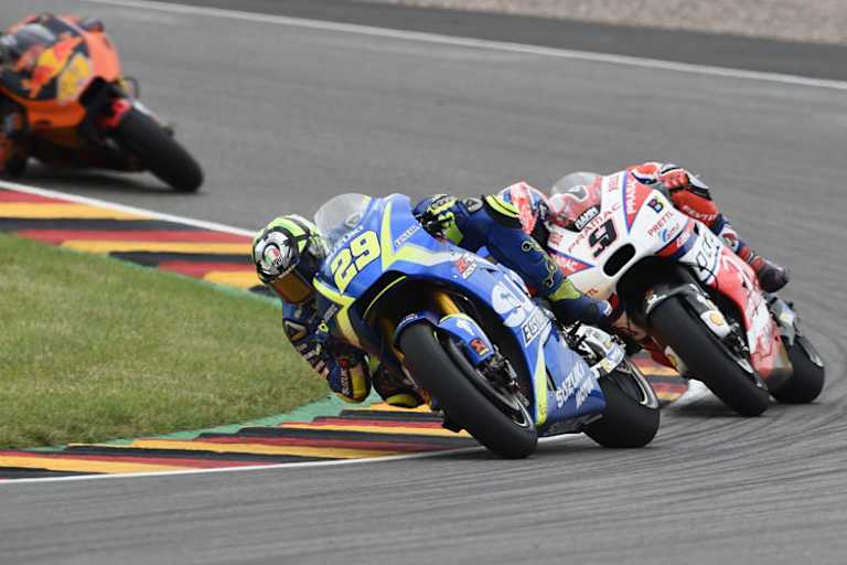 Sachsenring: Andrea Iannone (29) vor Petrucci (9) und Pol Espargaró