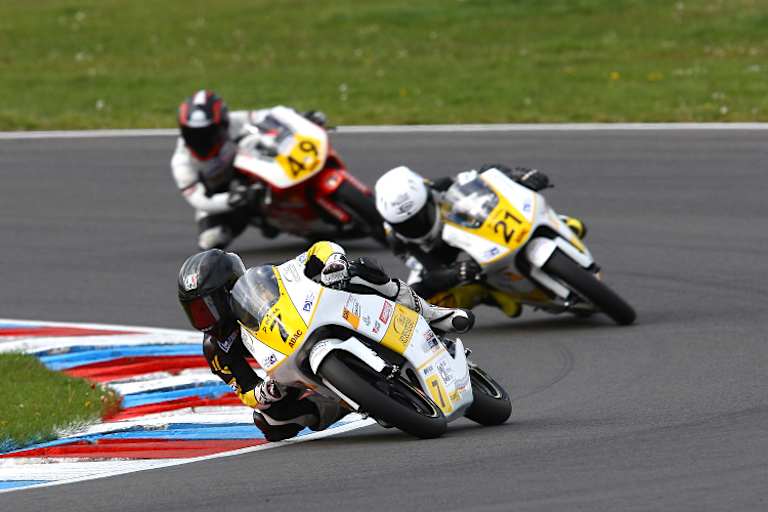 Der Start auf dem Sachsenring ist im Nenngeld der IDM Moto3 bereits enthalten