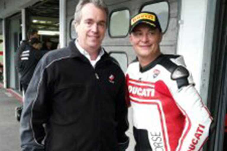 Matthias Ehinger und Waldi 2015 beim IDM-Lauf in Hockenheim