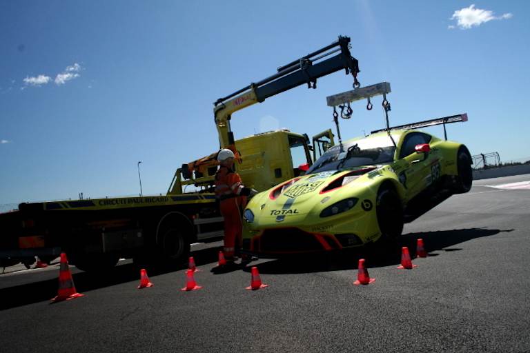 Wird es in Spa schwer haben: Der Aston Martin Vantage AMR