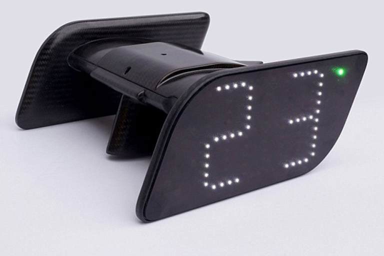 Wird die Anzeige bei Sonnenlicht gut zu erkennen sein?