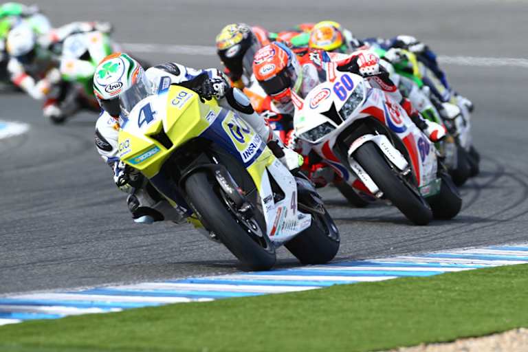 Jack Kennedy vor Weltmeister Michael van der Mark