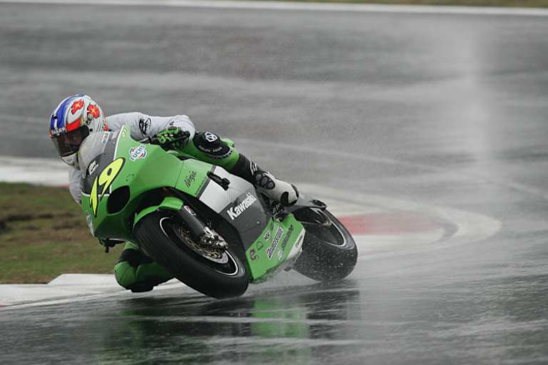 Jacque auf der Kawasaki ZX-RR 