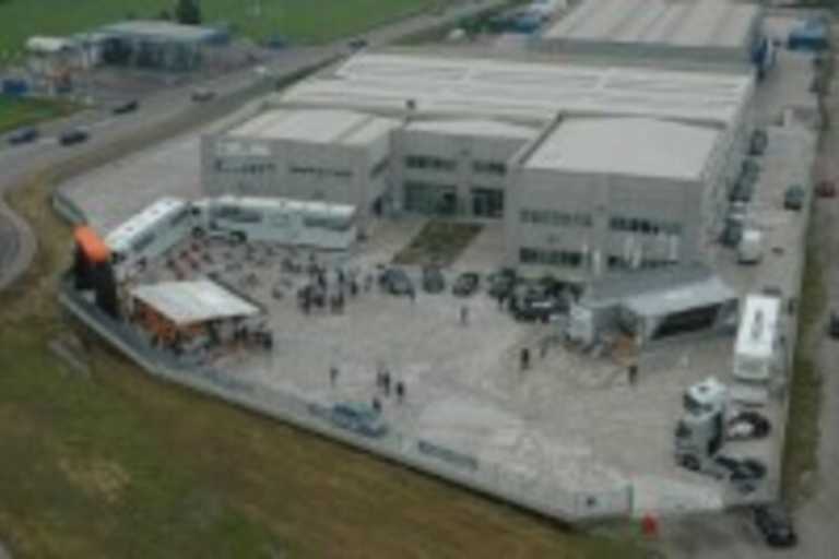 Das JiR-Gebäude in Castelletto di Branduzzo