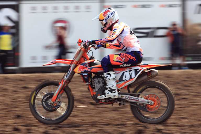 Pauls Jonass gewann das MX2-Qualifying in Ernée